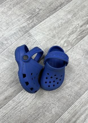 Crocs 22 clearance