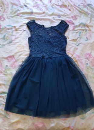 Платье кружевное