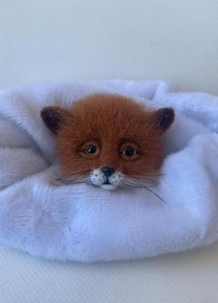 Брошка лисеня валяна з вовни