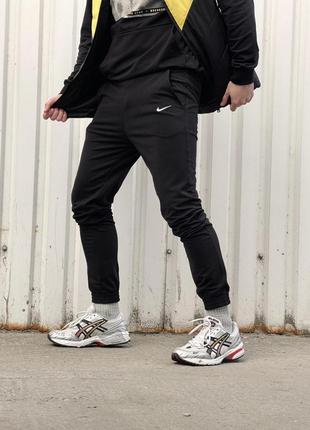 Спортивные штаны трикотаж черный nike1 фото