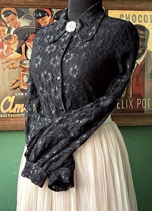 Чорна елегантна блузка з чорного мережива гіпюрова вінтаж з акцентними комірцем6 фото