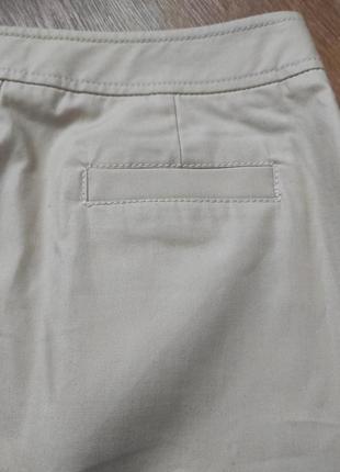 Бежевая юбка карандаш на пуговицах с карманами8 фото