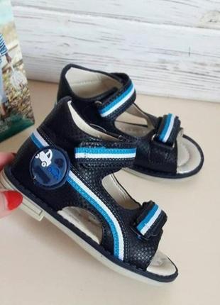 Нові босоніжки розміри - 20-26 в наявності