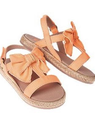 Босоножки crazy 8