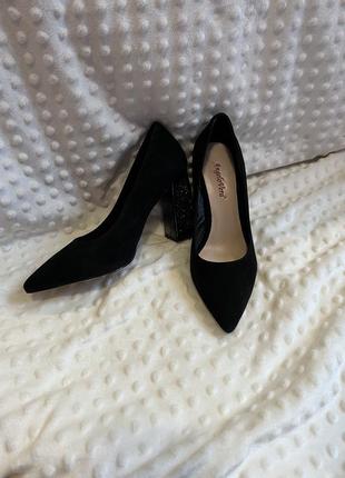 Женские черные замшевые туфли лодочки angelo vera5 фото