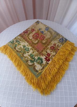 Винтажная скатерть