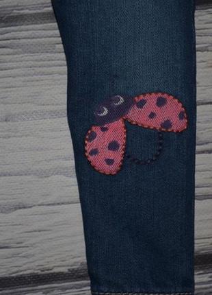 12 месяцев модные фирменные джинсы скины узкачи для моднявок с нашивкой и поясом4 фото