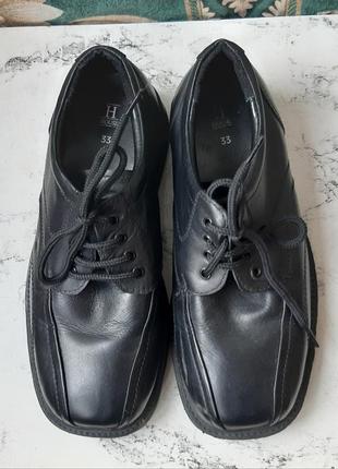 Детские кожаные туфли мальчишку лоферы черные школьные2 фото