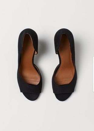 Класичні туфлі босоніжки h&m 39