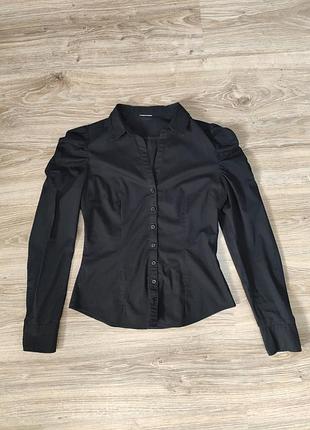 Женская черная блуза.
