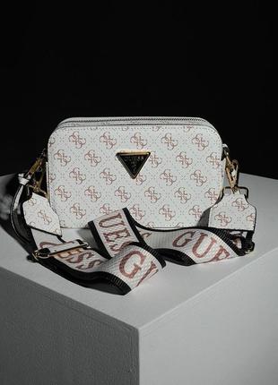 Сумка кроссбоди guess zippy snapshot white3 фото