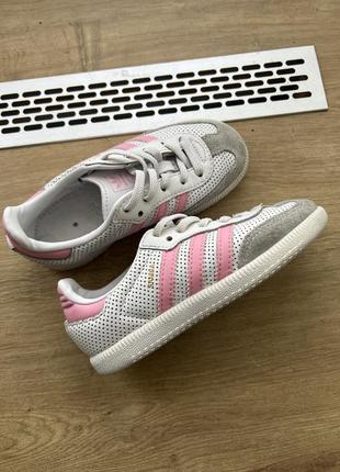 Кожаные кроссовки adidas классика6 фото