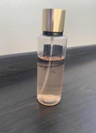 Парфумований спрей victoria’s secret velvet petals shimmer