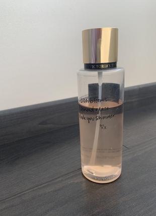 Парфумований спрей victoria’s secret velvet petals shimmer