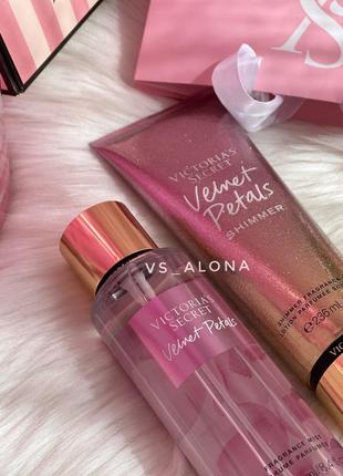 Парфумований спрей міст та лосьйон victoria’s secret velvet petals оригінал