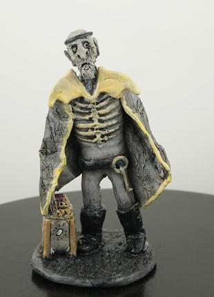 Статуэтка кожая бессмертный с ластиком статуэтка кожтия