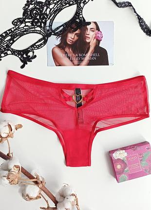 Трусики чики чевоного цвета с декором в виде сердечка спереди от victoria ́s secret!