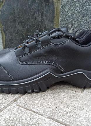 Рабочие ботинки, обувь защитная, защитные полуботинки uvex моушн лайт s3 src2 фото