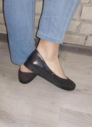 Новые туфли/ натур.кожа/ низкий ход2 фото