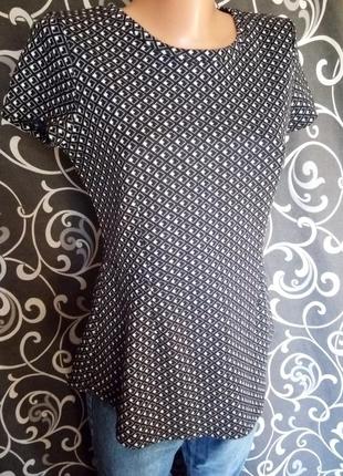 Интересная итальянская в ромбы блуза с баской 25% коттон