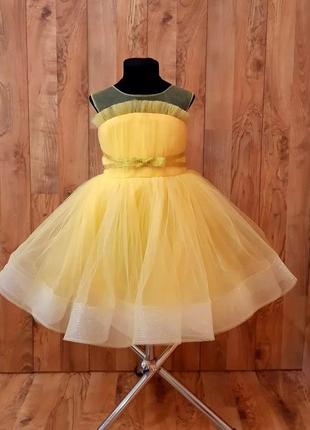 Желтое нарядное детское платье  на праздники3 фото