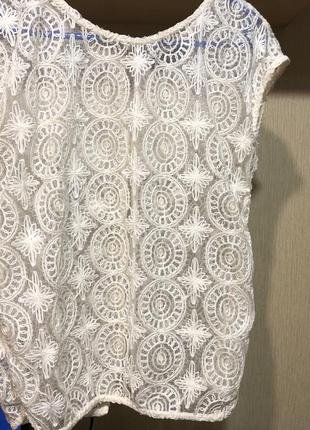 Актуальная кружевная блузка