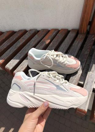 Adidas yeezy 700 grey/pink жіночі кросівки адідас ізі рожеві сірі весна осінь літо знижка скидка женские розовые серые кроссовки демисезон