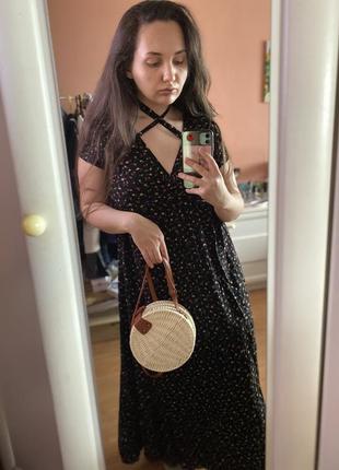 Жіноча довга сукня у квітковий принт на запах