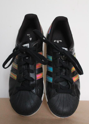 Adidas super star кожаные черные кроссовки с разноцветными полосками7 фото