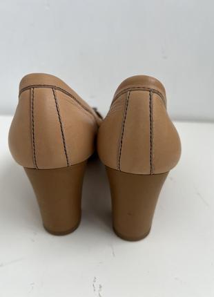 Кожаные фирменные туфли salvatore ferragamo6 фото