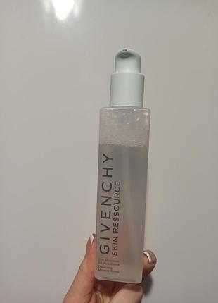Мицеллярная вода givenchy skin ressource