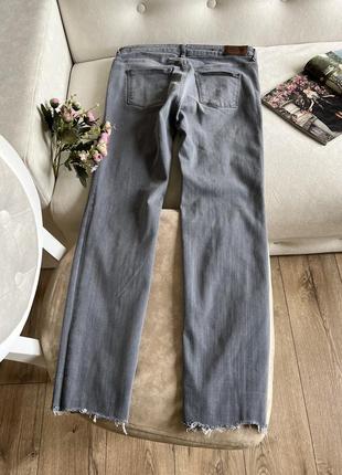 Серые джинсы6 фото