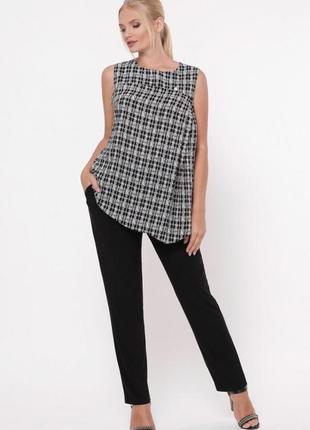 Летний женский брючный костюм,.