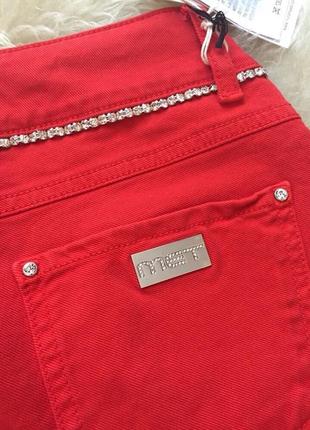 Красные джинсы мет. италия1 фото