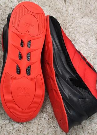 Хитовые мужские кроссовки adidas sharks black red.3 фото