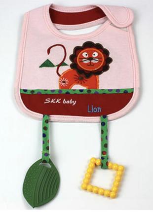 Слинявчик з кишенею і іграшками прорізувачами "лев"