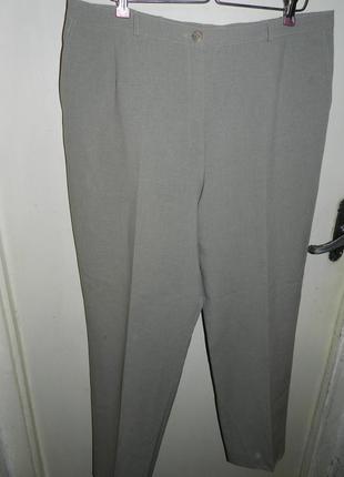 Лёгкие,зауженные,офисные,светло-оливковые брюки,большого размера,германия1 фото