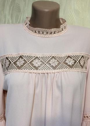 Ніжна пудра блуза з мереживною обробкою f&f, р. 125 фото