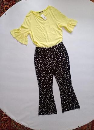 Трикотажные брюки брюки брючины asos в цветочный принт клеш мом