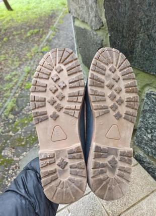 Комфортні шкіряні туфлі, топсайдери leonal