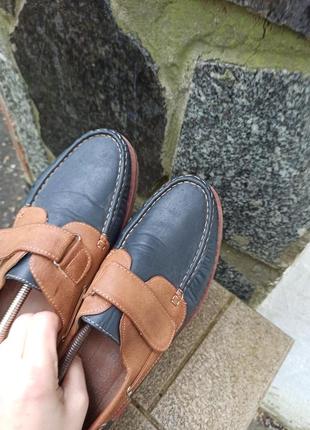 Комфортні шкіряні туфлі, топсайдери leonal