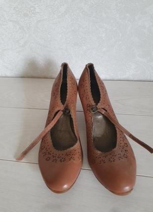 Туфли размер 40 стелька 26.5 см