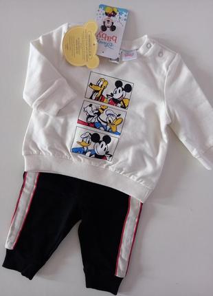 Костюмчик для новонародженого