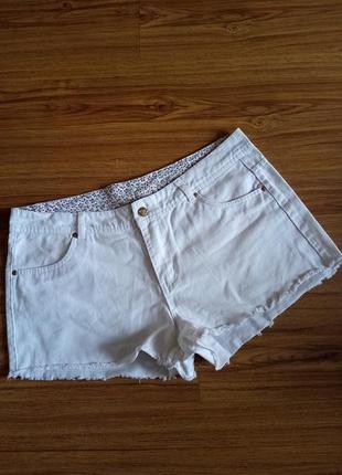 Шорти жіночі