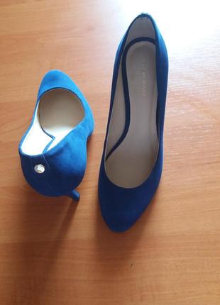 Туфлі з натуральної нубуку