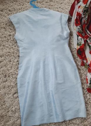 Шикарное шёлковое платье футляр  в нежно голубом цвете,  р. м-l8 фото