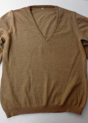 Шерстяной джемпер с вырезом мысиком. l размер.