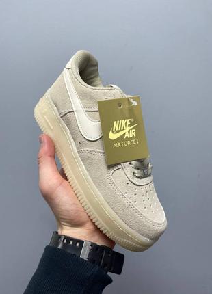 Nike air force 1 жіночі бежеві кросівки весна осінь літо базова модель женские бежевые кроссовки демисезон