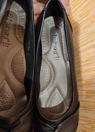 Черные женские туфли на низком широком каблуке, р.40-26см5 фото