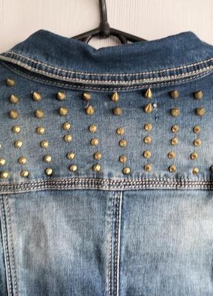 Новая джинсовая куртка stradivarius, размер м6 фото